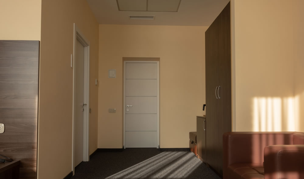 Scelta delle porte interne: i componenti e i sistemi di apertura Scelta delle porte interne: i componenti e i sistemi di apertura